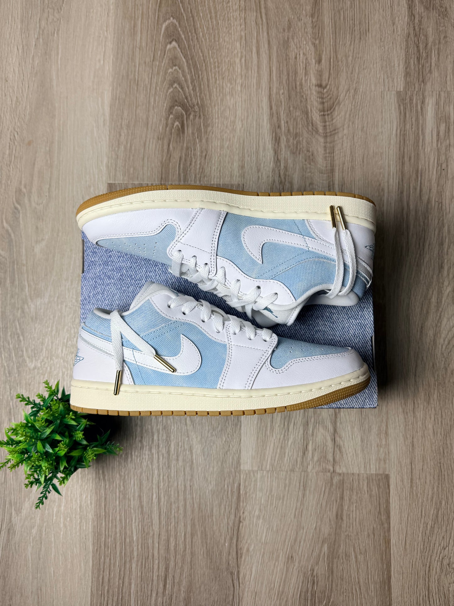 Jordan 1 Low SE 'Denim'