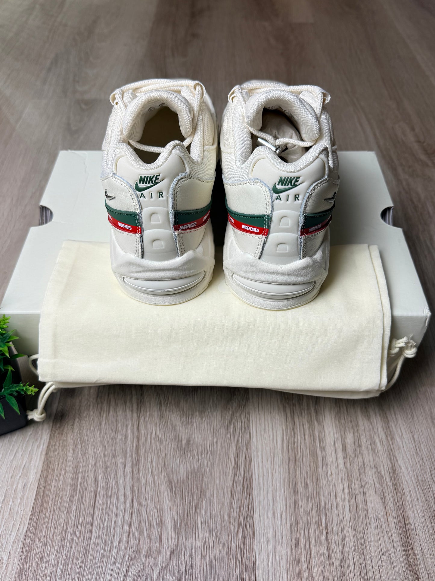 Nike x Undefeated Air Max 95 - White
