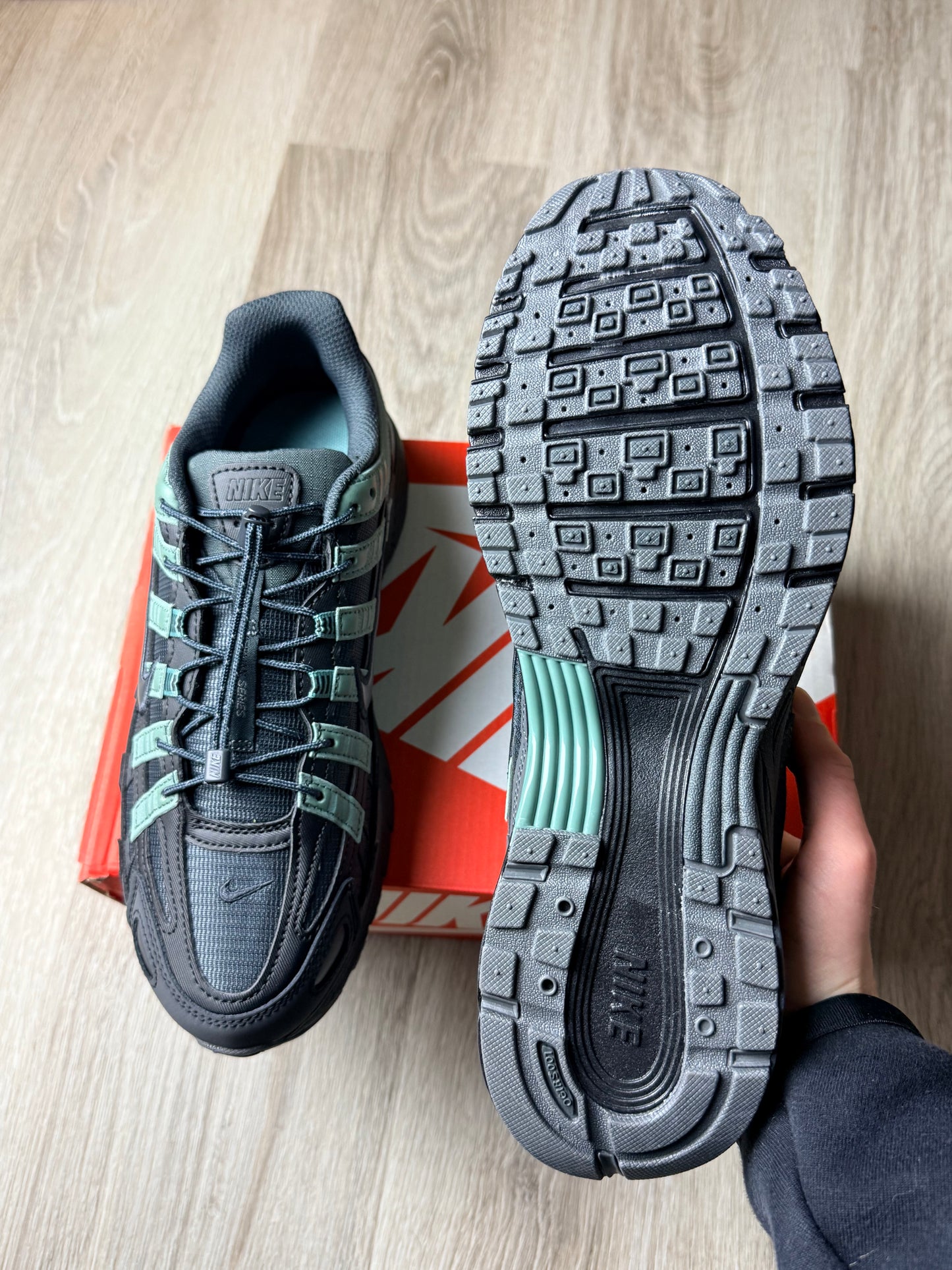 Nike P-6000 Utility PRM 'Anthracite/Green'