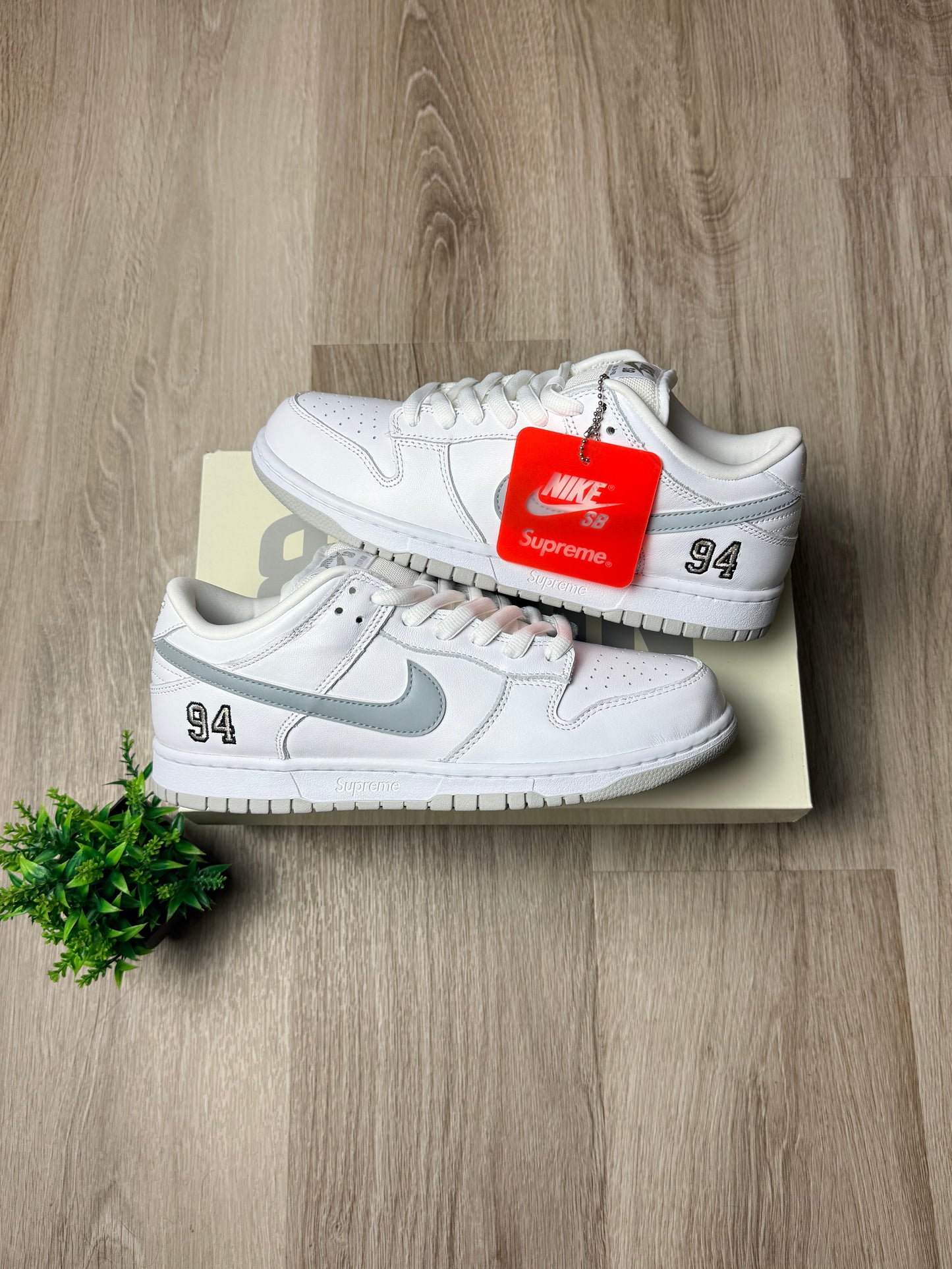 Supreme x Nike SB Dunk Low 94
