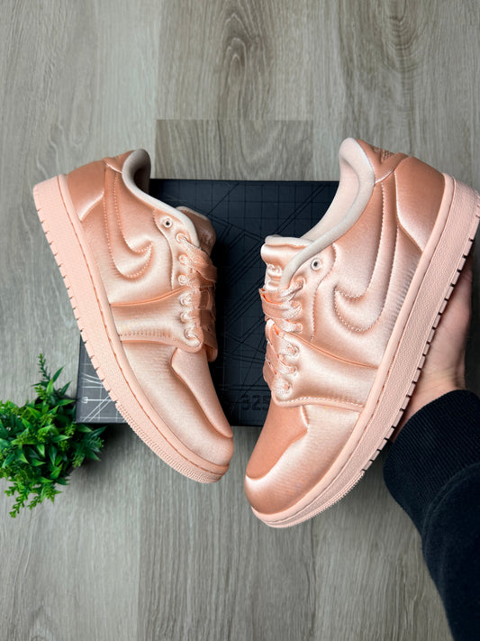 Air Jordan 1 Low Method of Make Satin Pink