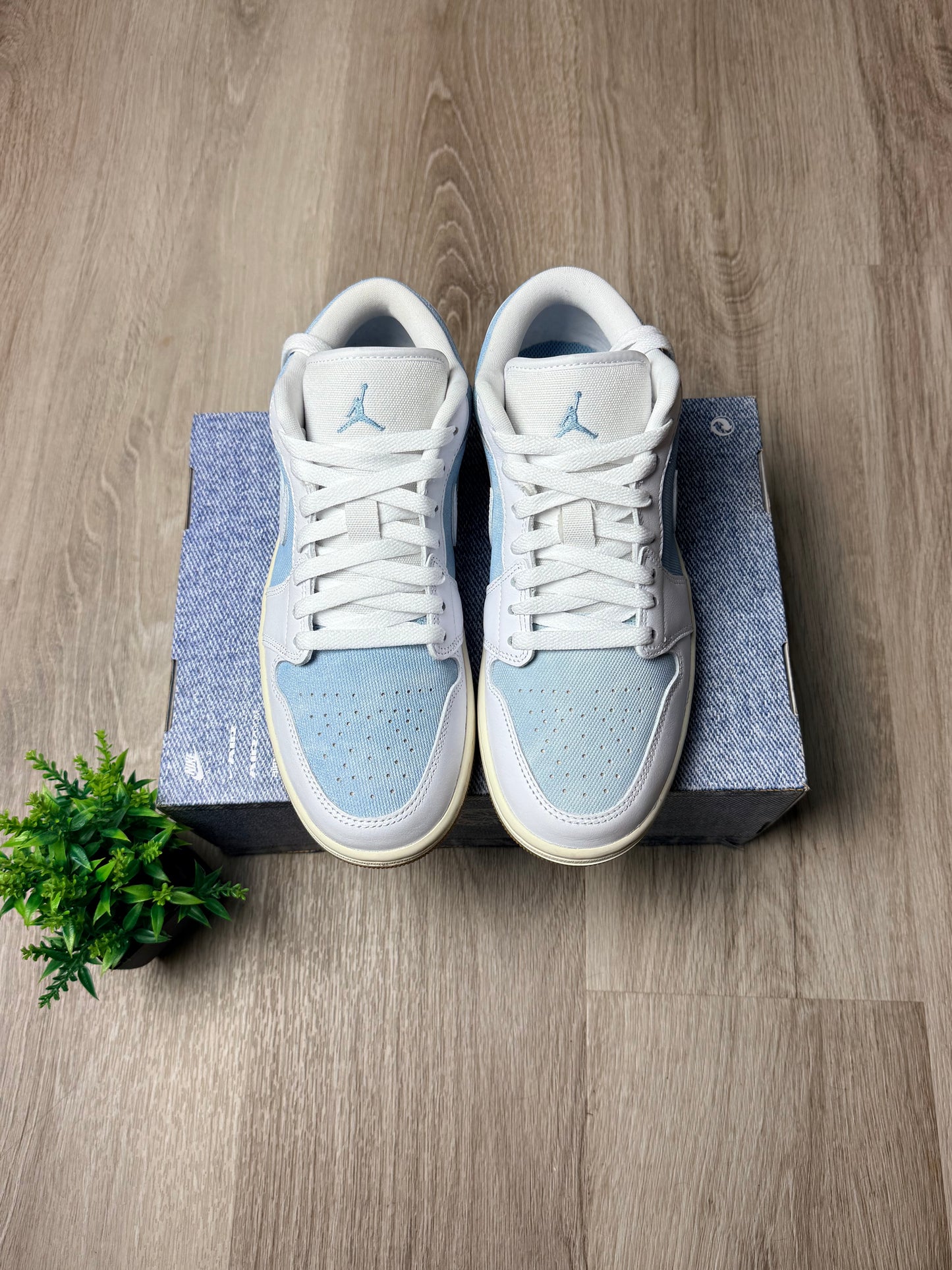 Jordan 1 Low SE 'Denim'