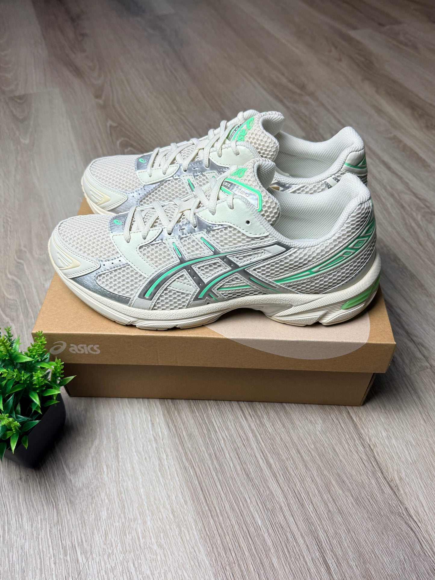 Asics Gel-1130 Pale Oak/ Menthol