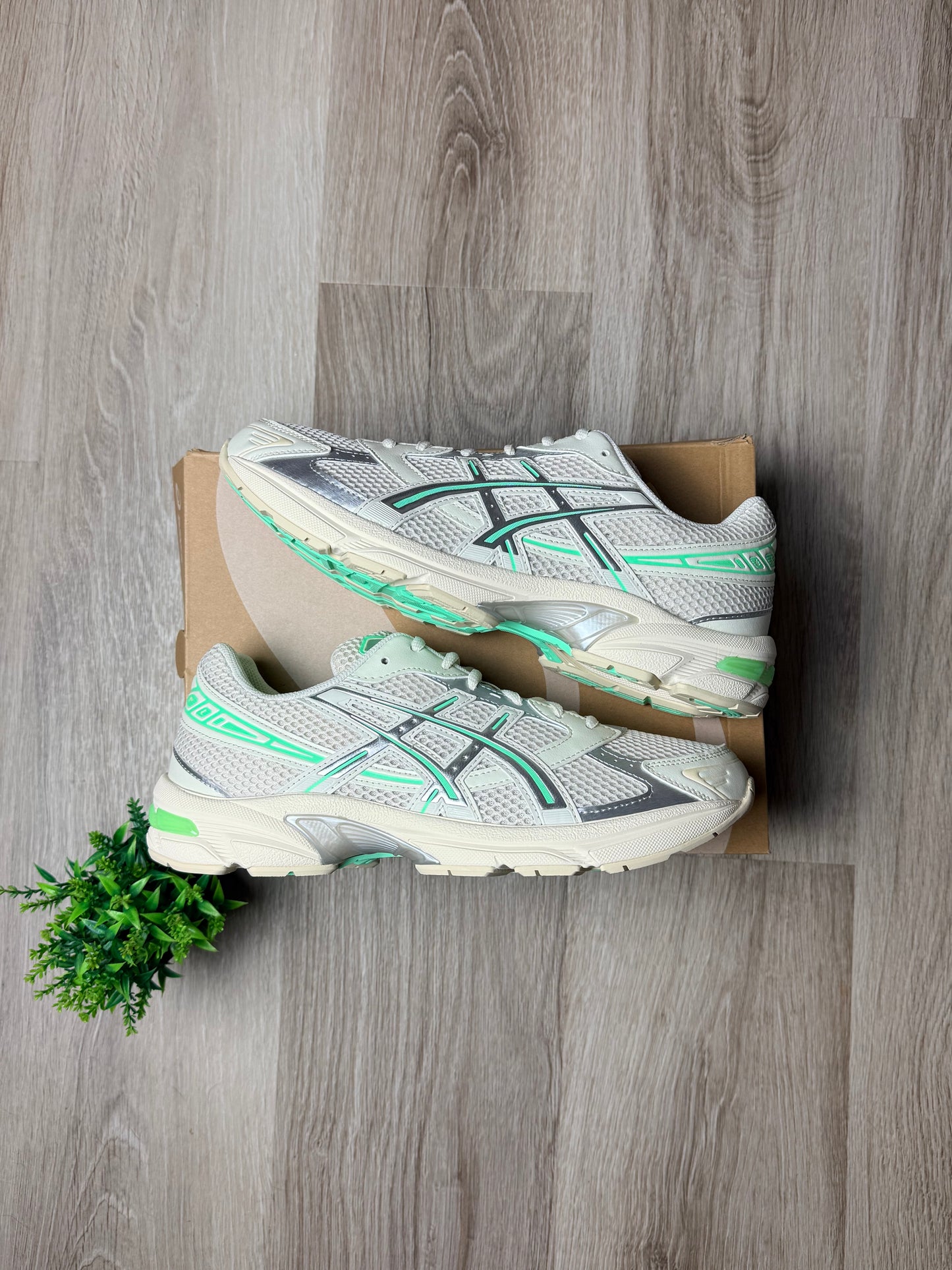 Asics Gel-1130 Pale Oak/ Menthol
