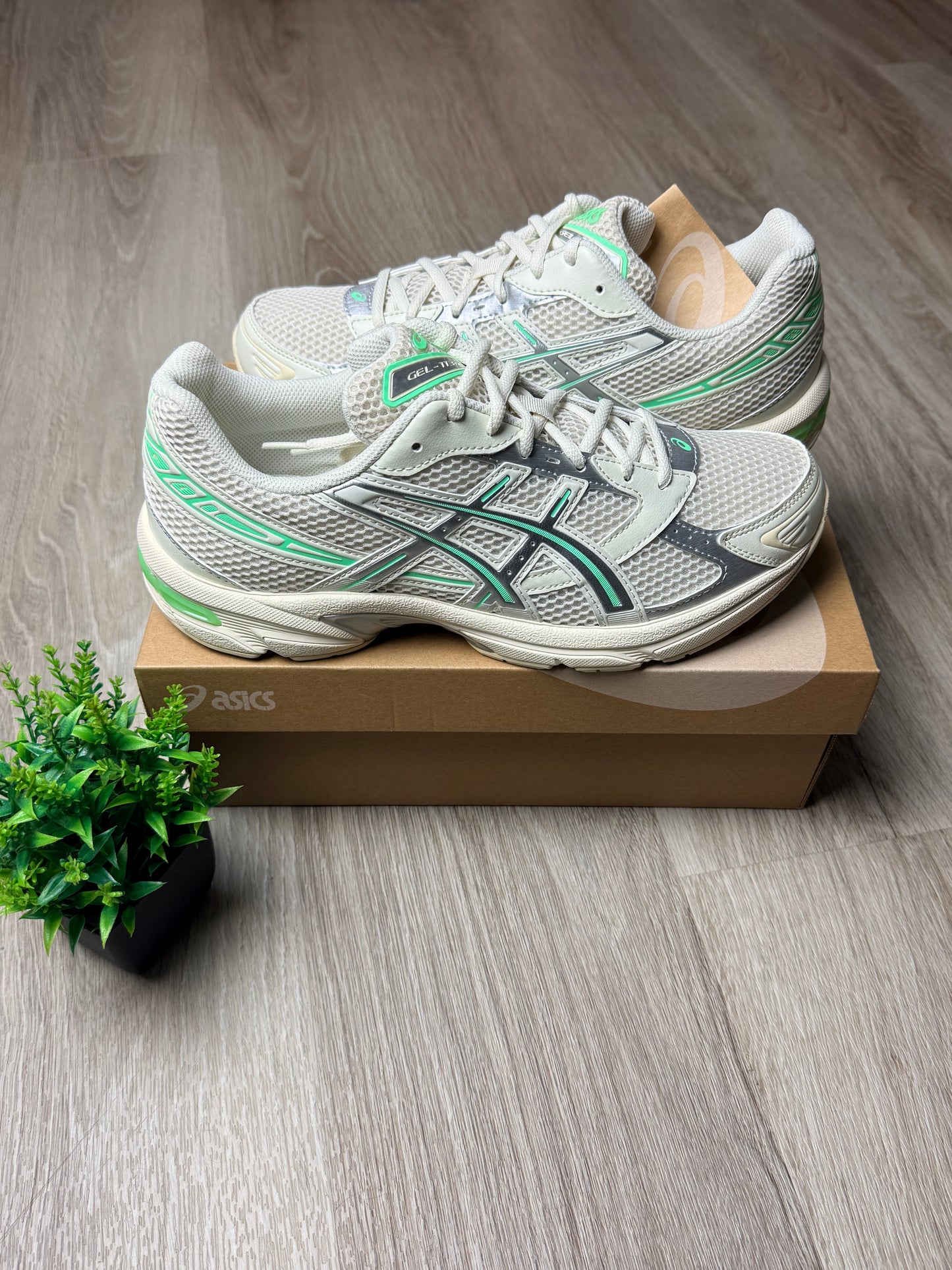 Asics Gel-1130 Pale Oak/ Menthol
